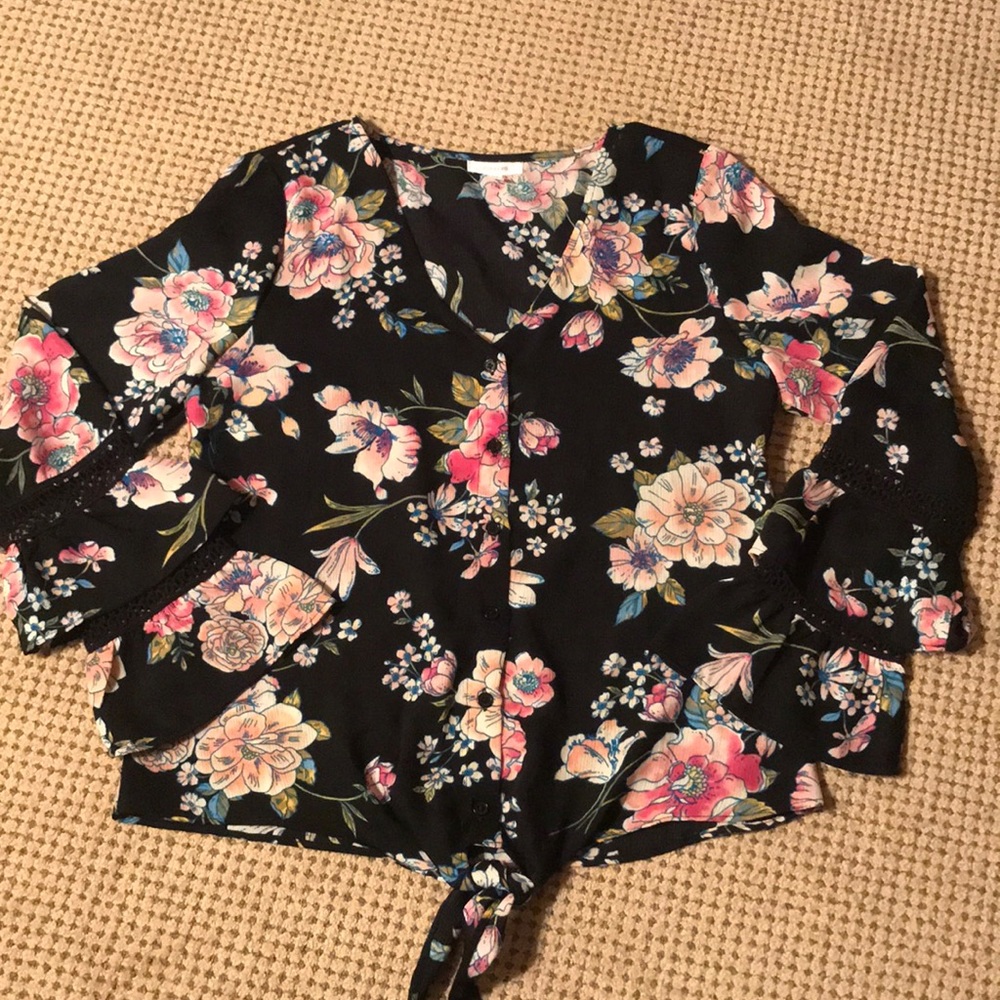 Long sleeve floral blouse